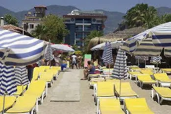 Hotel Delfino Boutique Apart Hotel 3*