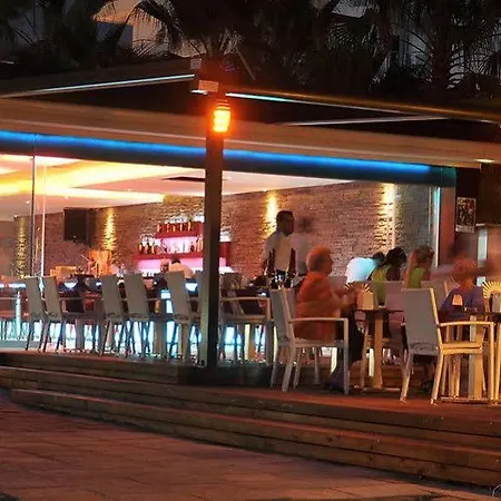 Delfino Boutique Apart Hotel